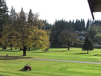 adjacent golf course

(kitsap golf and country club)